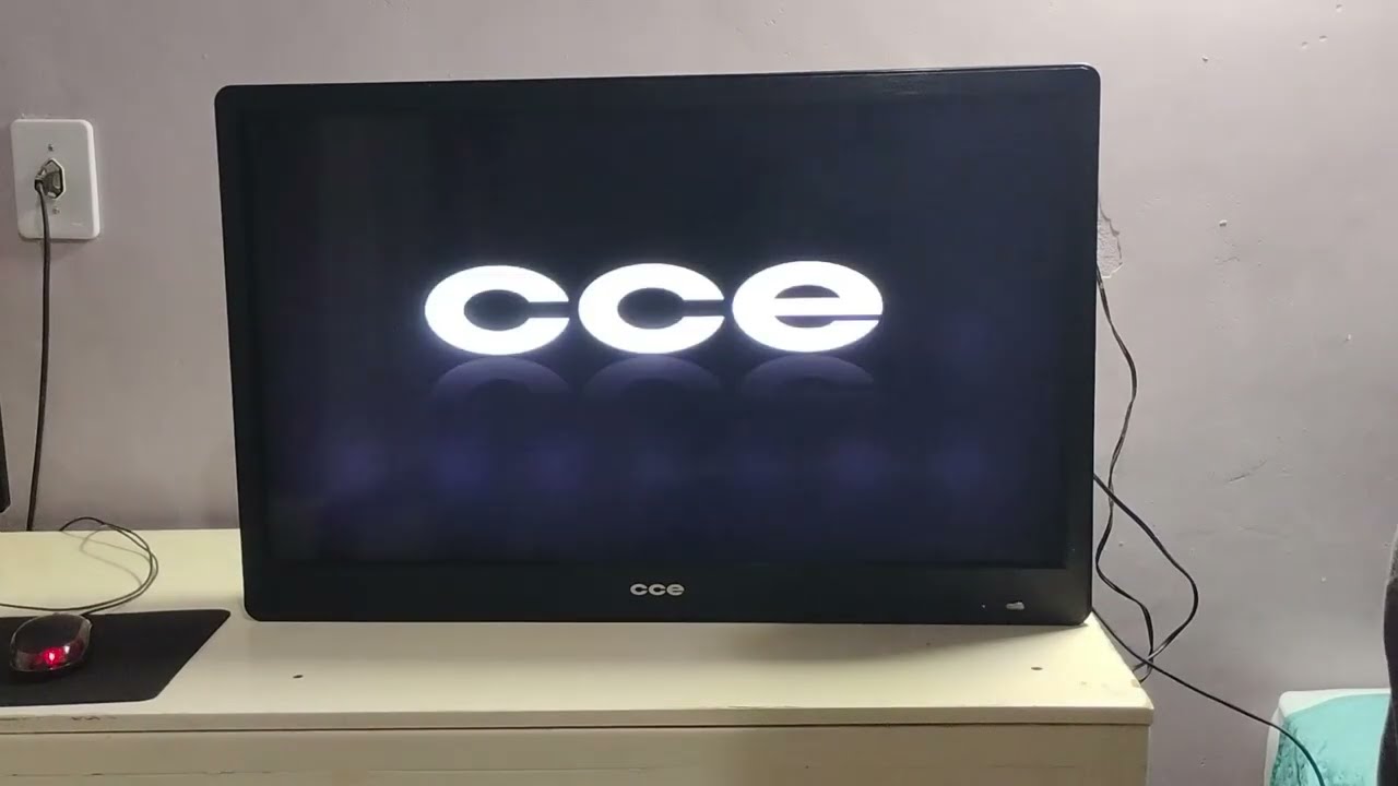 TV CCE LT29G - LIGA E NÃO DÁ IMAGEM (TROCA DOS LEDS) - VEJA COMO DESMONTA-LA