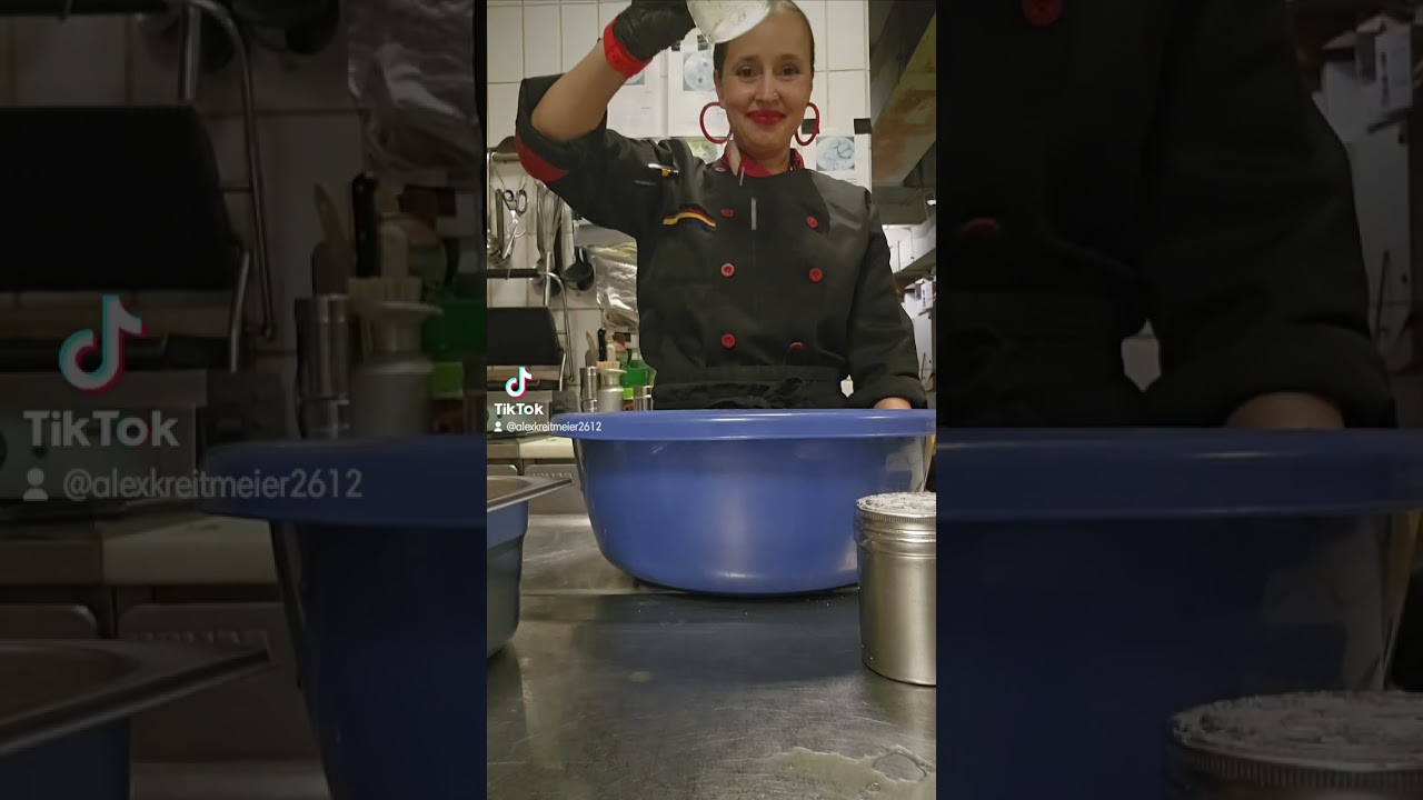 Romantik bei Kochen ❤️ kochen mot Alex 😇 #cooking #kochen #kochenmitliebe #kitchen #funny
