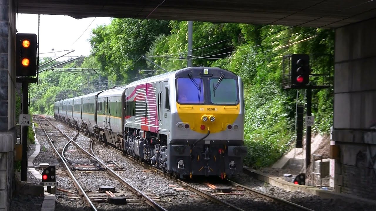 Commuter, Enterprise (208 new livery) & Tara Mines workings @ Malahide (18-6-2015)