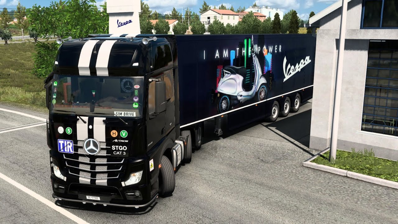 Vespa Scooters Transport through Narrow Hilly Roads in Italy w/ Mercedes Actros MP4! #ets2 1.57 Ep.1