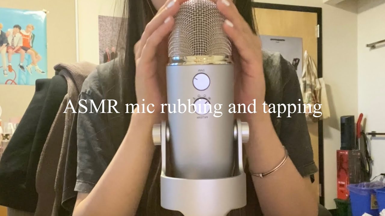 ASMR mic rubbing and tapping