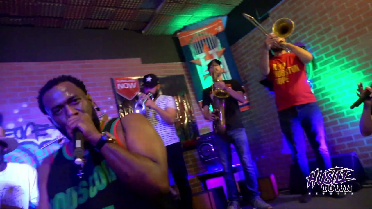 ESG PERFORMS 