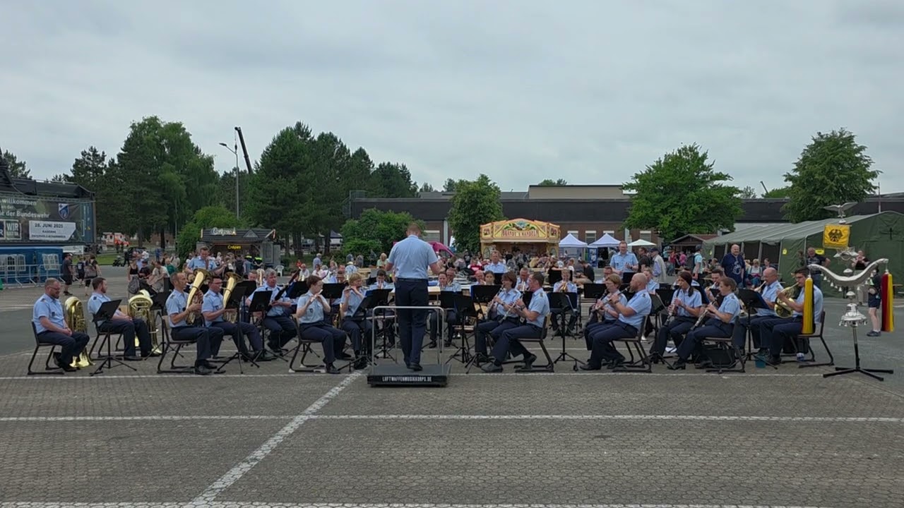 Don t Stop me now Queen Luftwaffenmusikkorps Münster Tag der Bundeswehr 2025