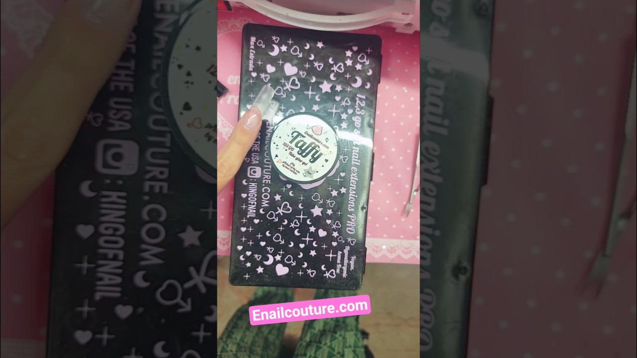 Новинка на Enailcouture.com: гель-лак Taffy, 50 грамм 