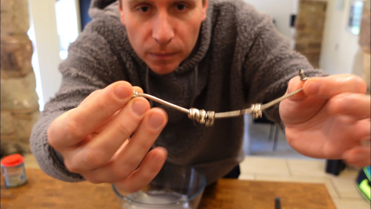 NO SCRUBBING - How to clean a Pandora Bracelet or Silver with Aluminium Foil. The Easy Way!