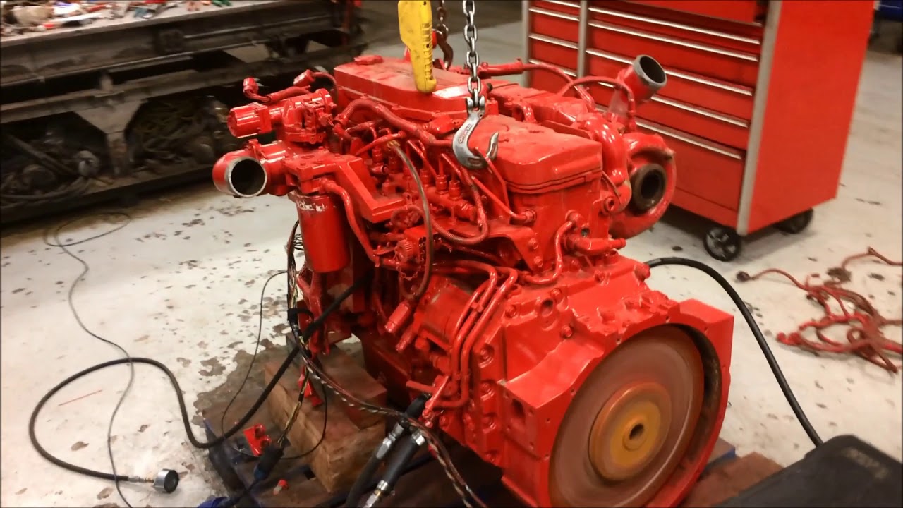 Cummins ISB 6.7L DPF Engine Running