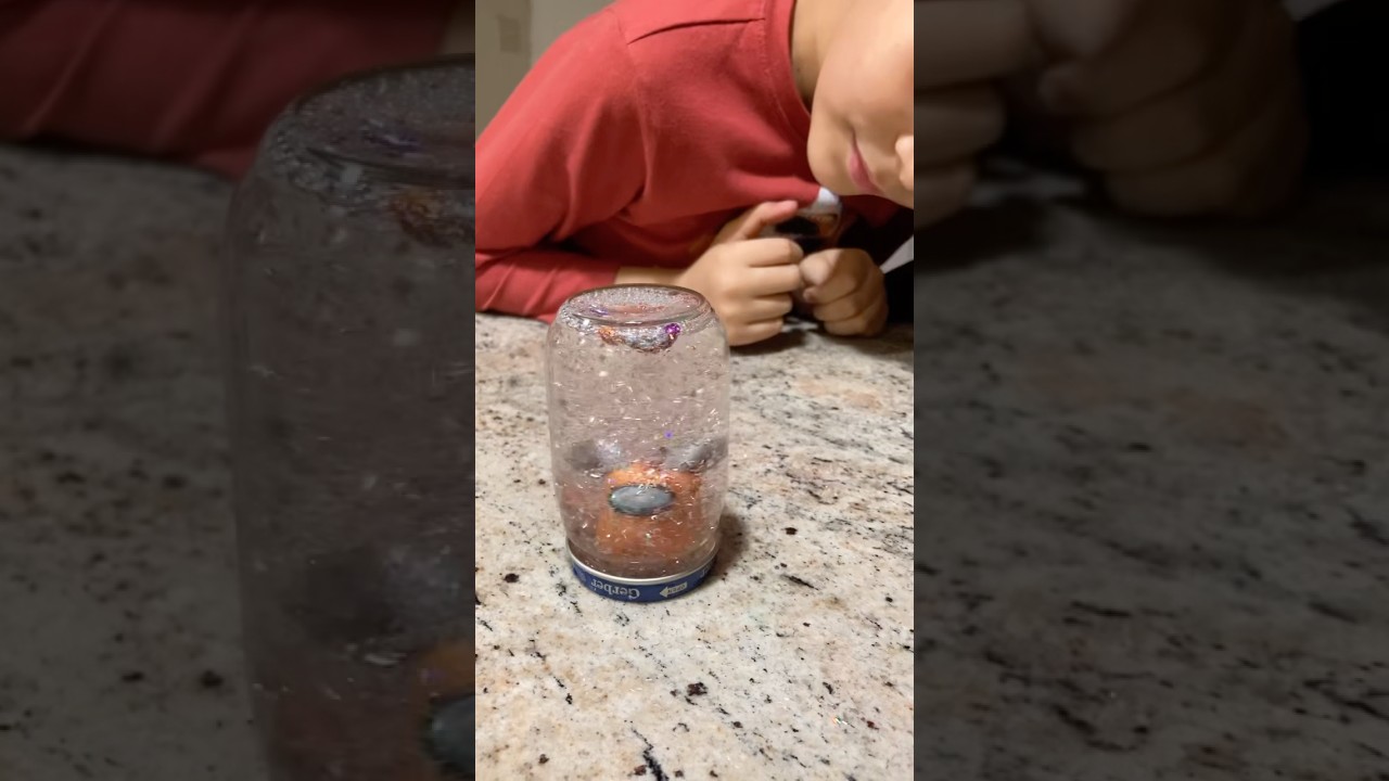 DIY Snow Globes #kidscrafts #diyprojectsforkids #craftsproject #diysnowglobe #thecjandljshow