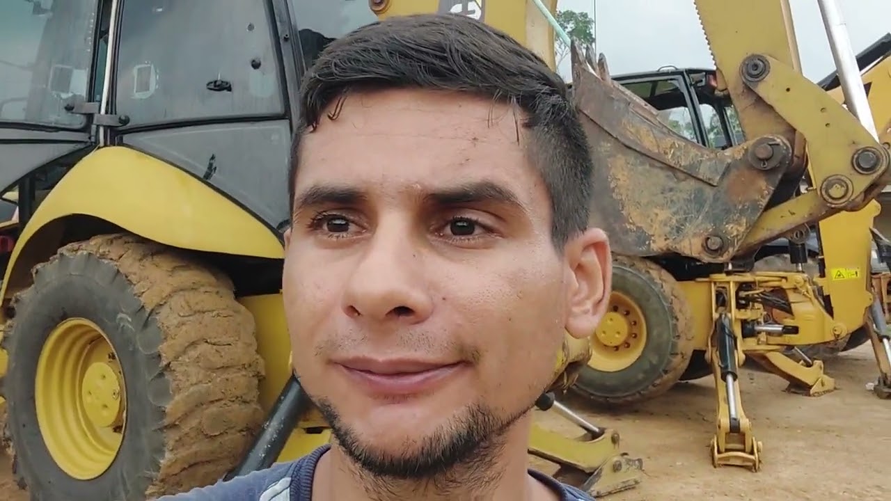 CAT 416E arranhado marcha como identificar o defeito.