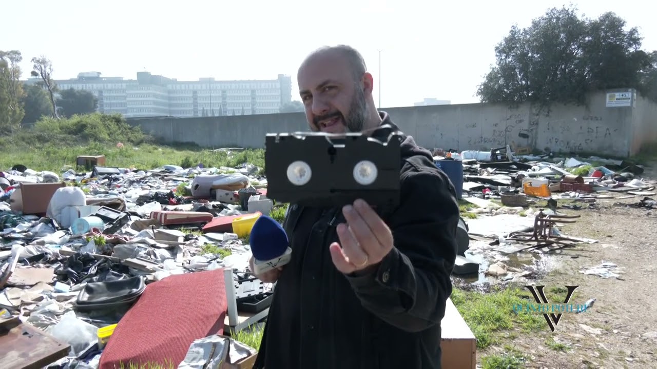 Discarica fuori dall'ospedale, due nuovi incendi: SherLocont é un passo avanti agli investigatori