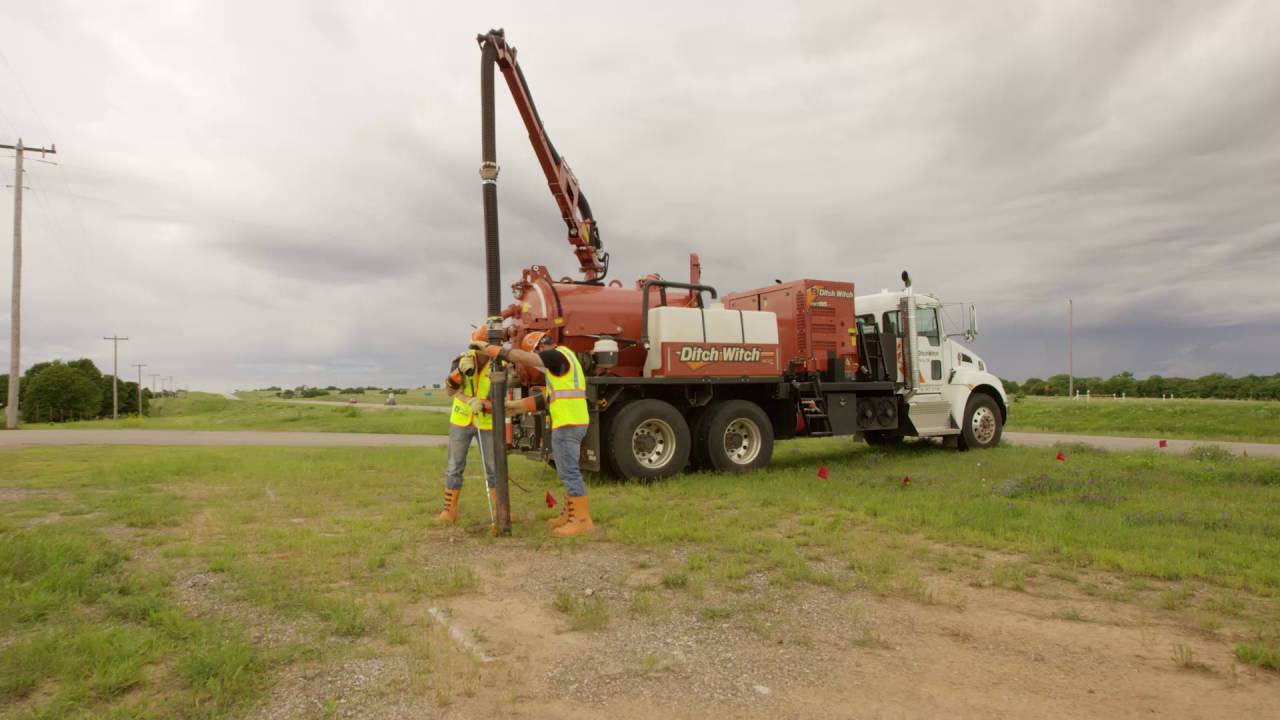 Ditch Witch Vacuum Excavator Safety