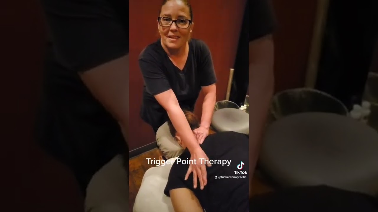 Trigger point therapy by our therapist #triggerpoint #massage #trap #rhomboid #trending