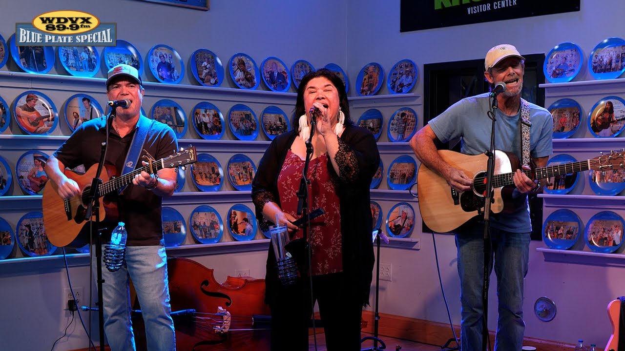 The Close - I've Gotta Hand It To You | WDVX Blue Plate Special