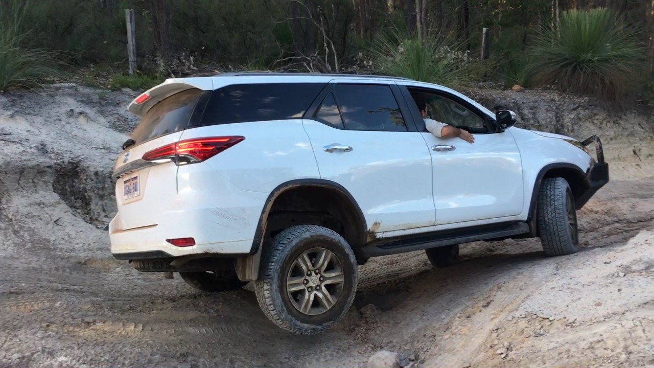 Mundaring Extreme Mud Adventure Powerlines 4WD- Toyota Prado, Fortuner Australia 4x4 2021