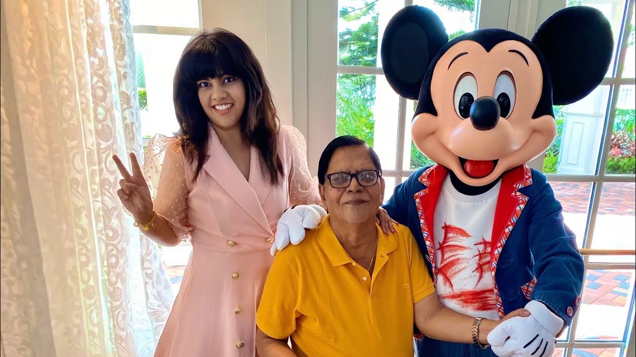 Brunch at Enchanted Garden restaurant of Disneyland Hotel with Bapa 