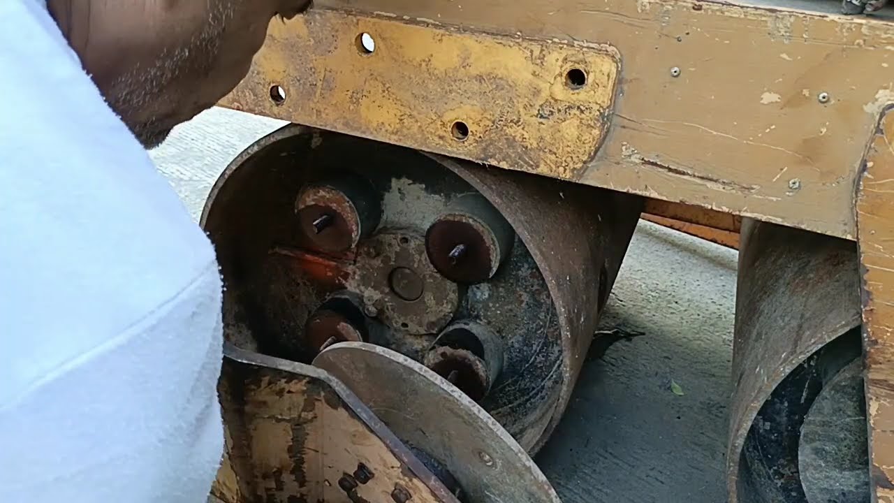 How to install hubs of walkbehind roller #mechanic #walkbehind 