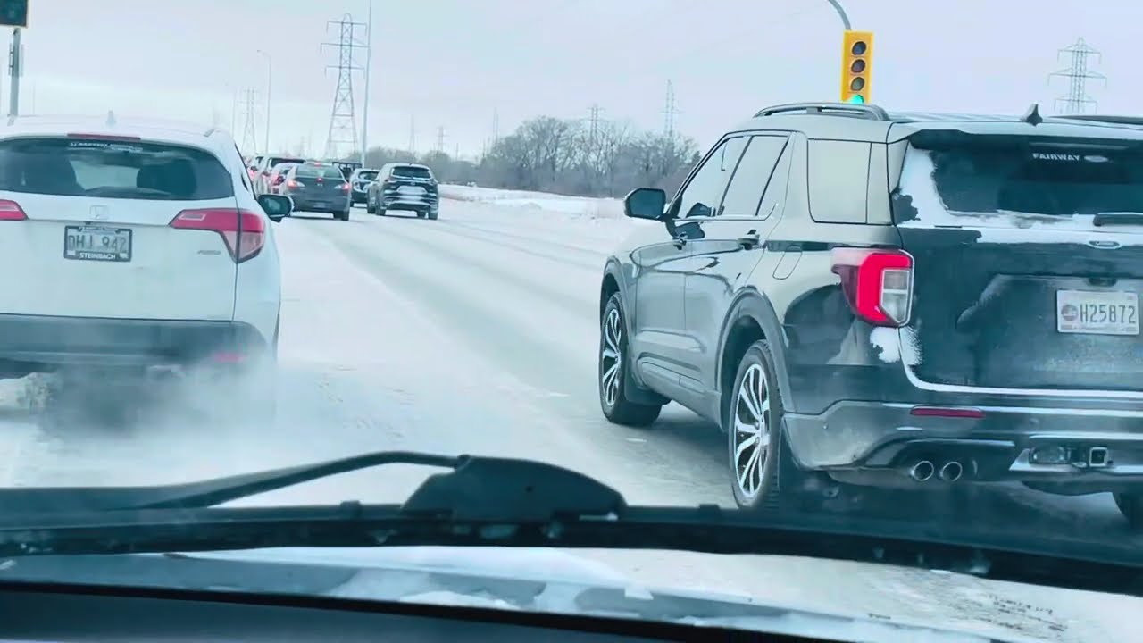 COLD WINTER DRIVE VLOG IN WINNIPEG LAST VLOGMAS 