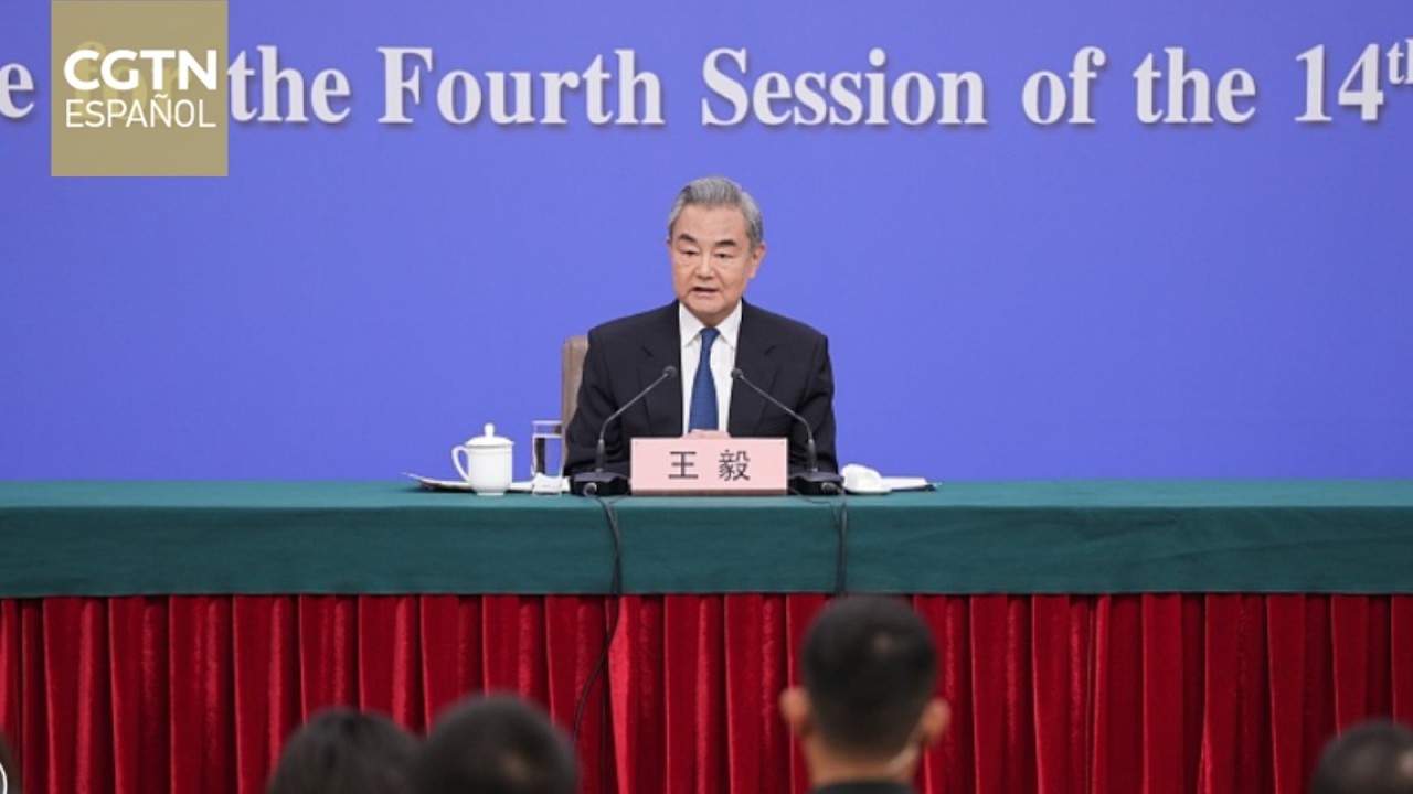 El canciller chino responde a preguntas en la Conferencia de Prensa sobre Diplomacia