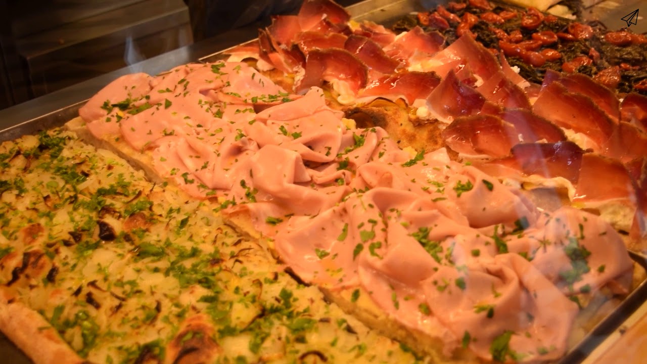 Street Food Italy: Roman Style Pizza at Bonci - Rome