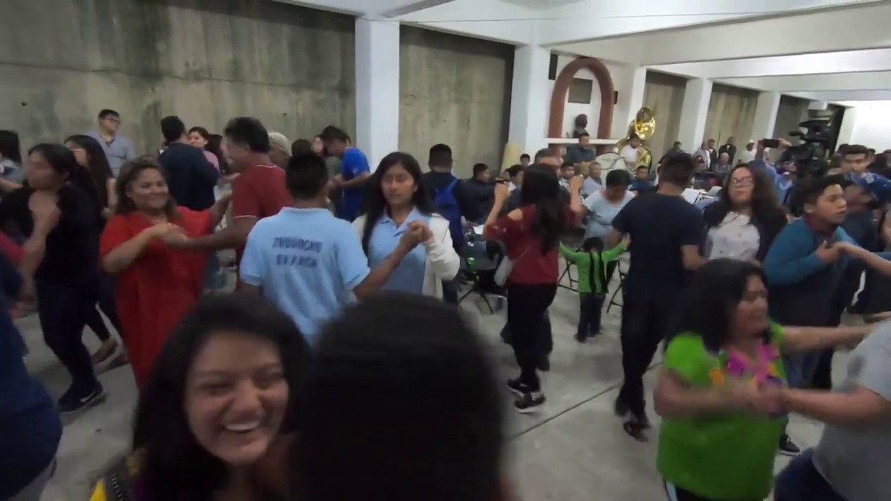 video 1 sones y jarabes con Banda bachillerato de Zoogocho