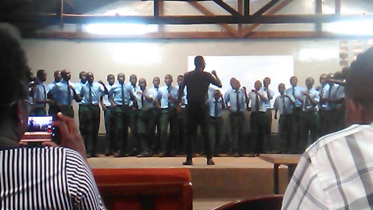 Rafiki pesa arranged by Hum Kisia performance by Barding boys