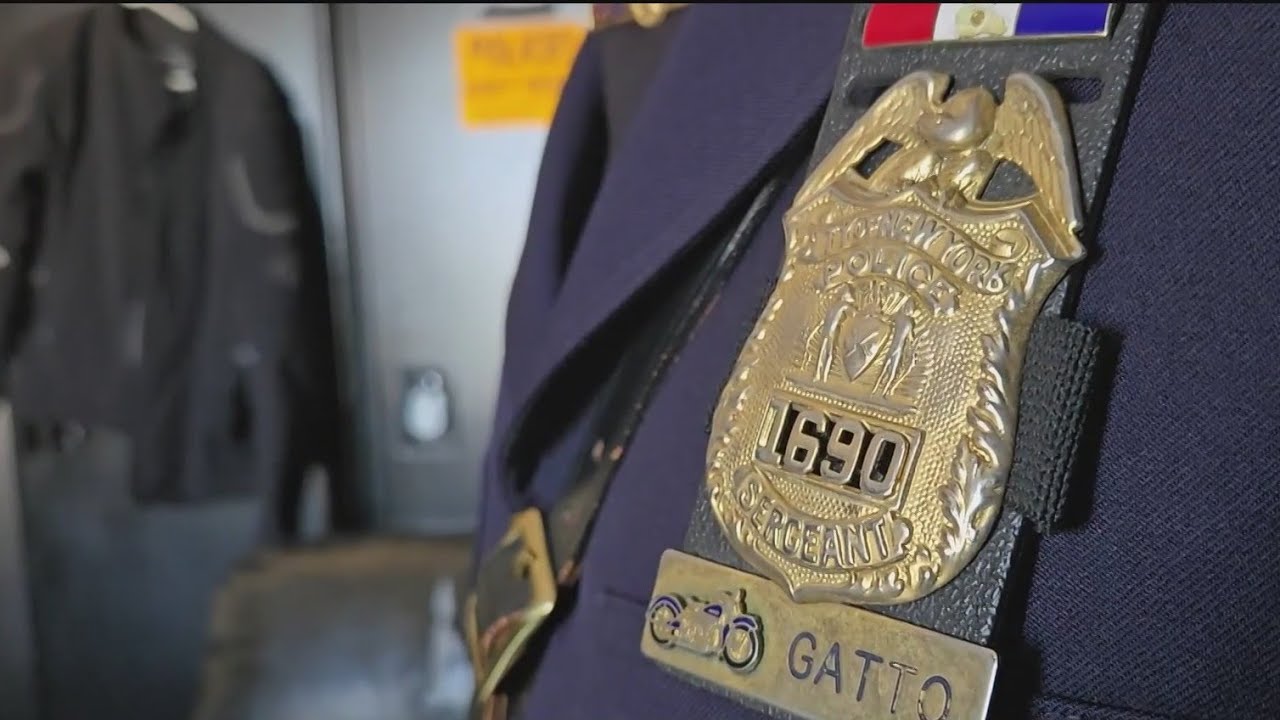 Staten Island sergeant bids emotional farewell after four decades of NYPD service