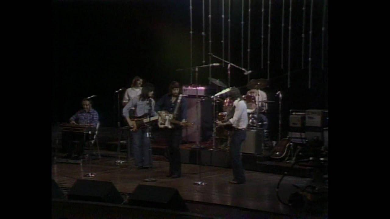 Waylon Jennings: Slow Rollin' Low - Live