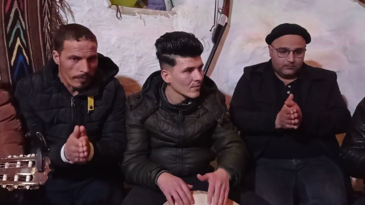 Folk chaoui hameddurt n yimesdurar Tkout