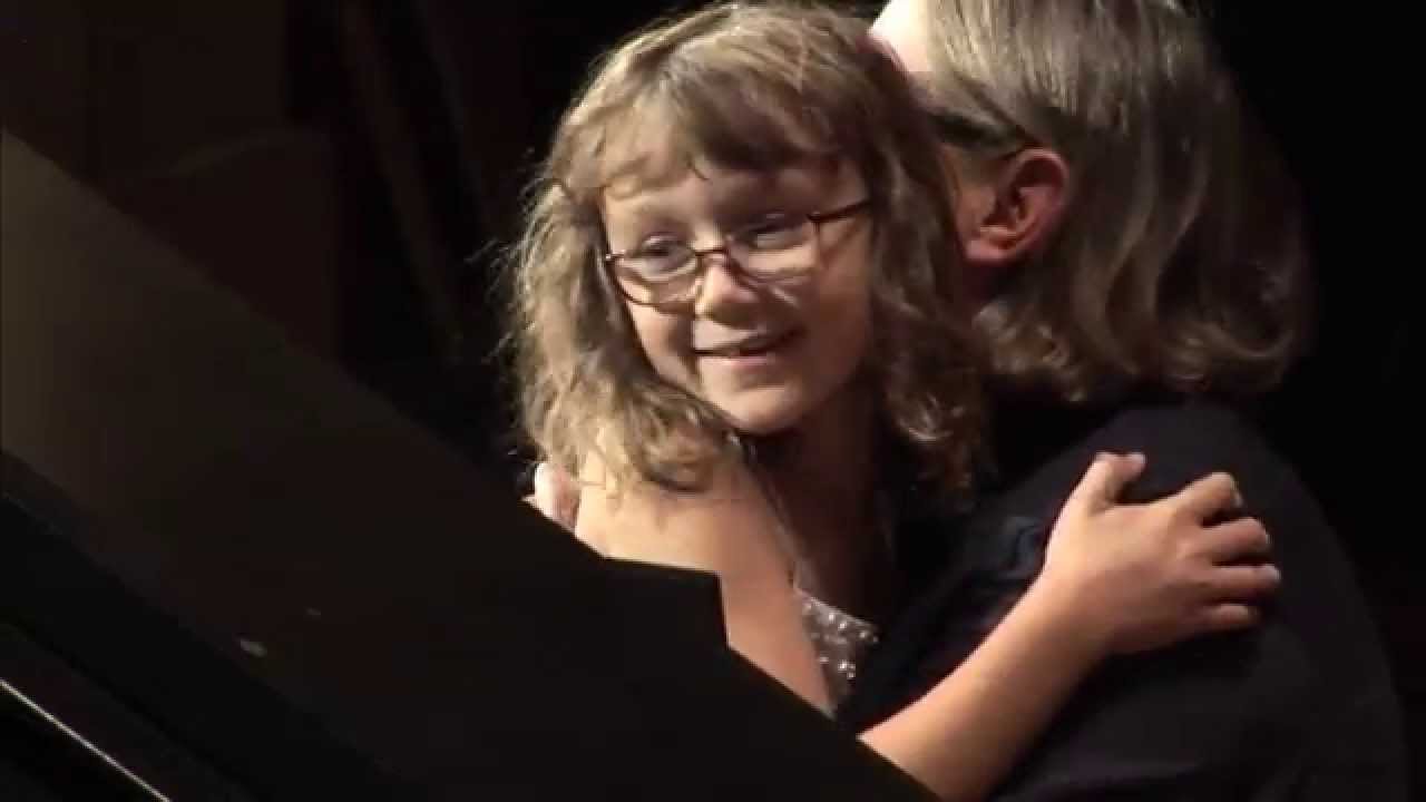 Patricia Morehead & Marlow Walker - Perform 