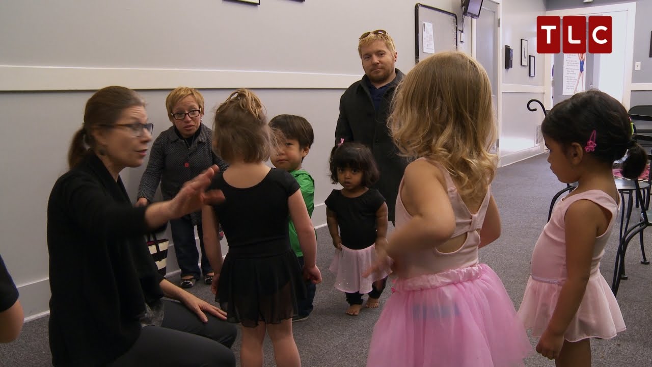 Zoey's First Ballet Class | The Little Couple