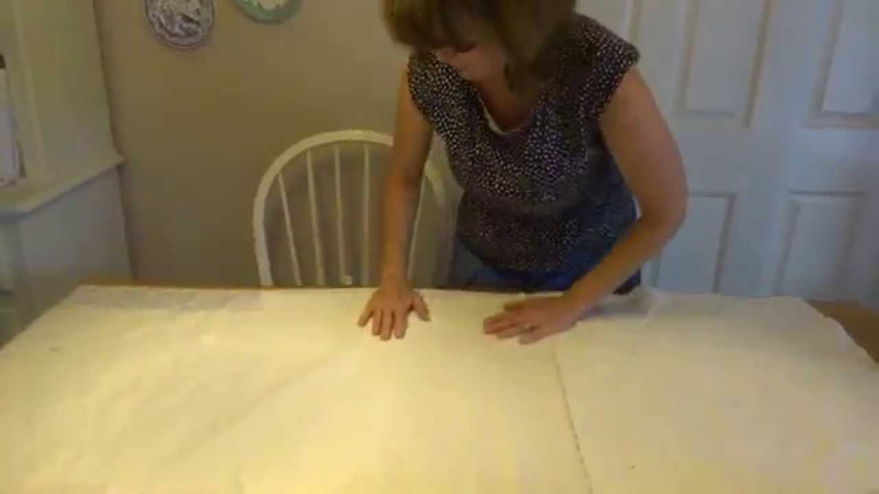 spray basting a quilt with 505 spray- how to baste a quilt-learn to baste