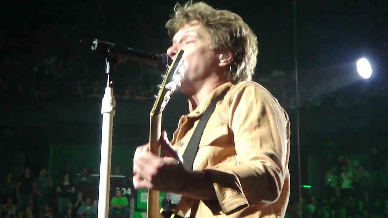 Bon Jovi in Montreal FRONT ROW Feb 18 2011 HD