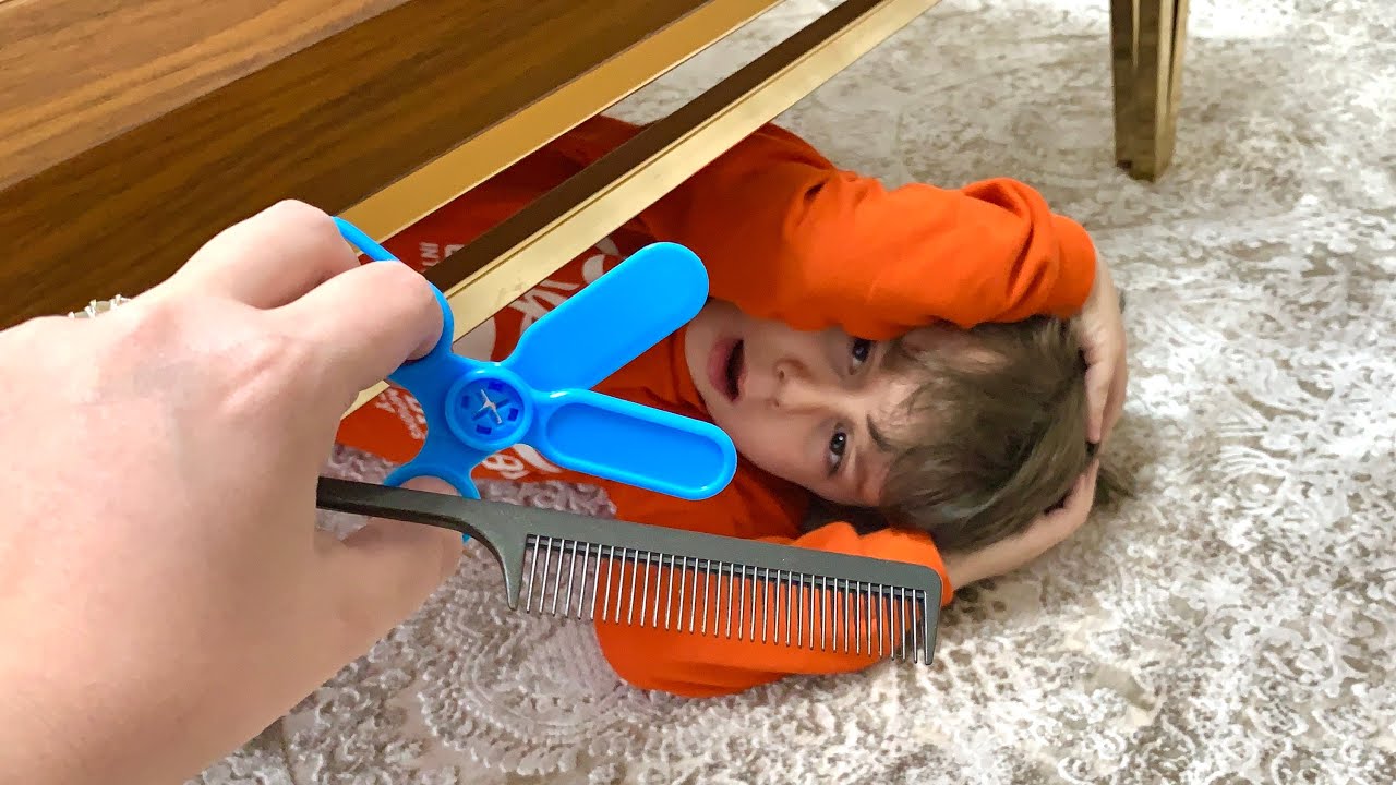 Yusuf kuaföre gitmek istemedi😂Saçlarını kestirmemek için annesinden kaçtı, dolabın içine saklandı👻