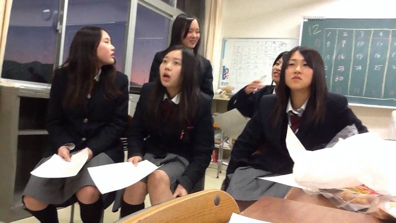 Japanese Students Answer Your Questions!