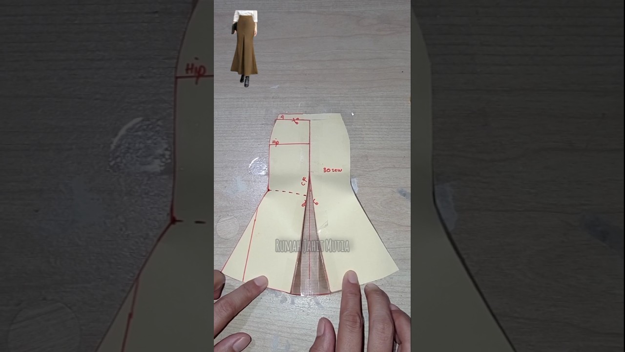Mermaid Skirt #sewing #ussewtips #sewingtutorial #fashion #shortvideo #sewingtips #skirts