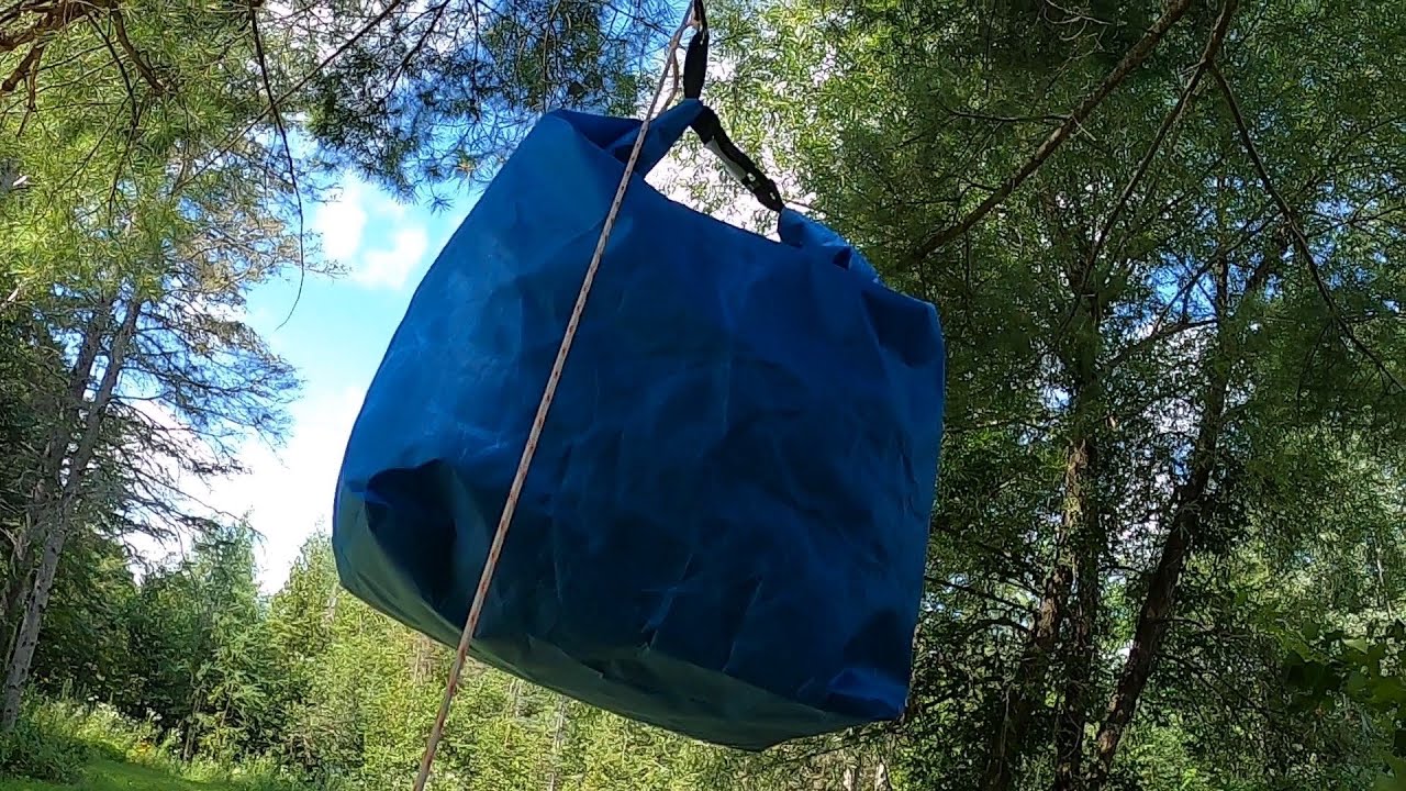 How to hang a bear bag