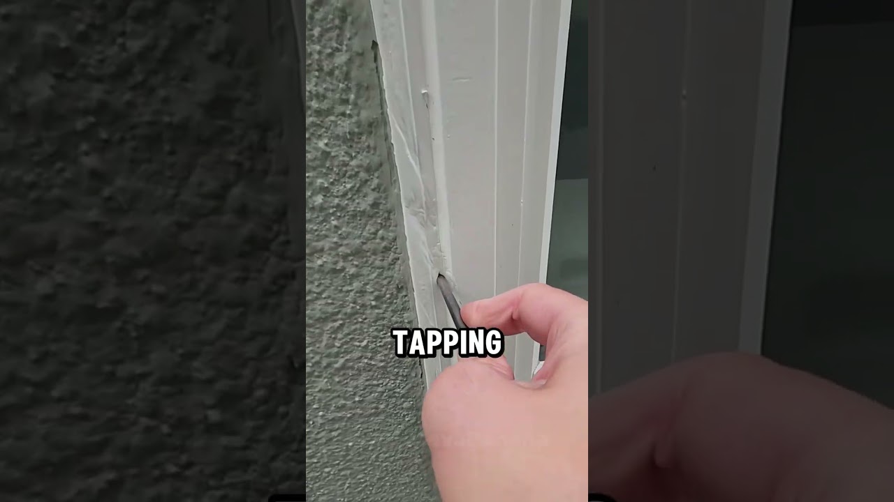 How a home inspector finds imperfections in a house 👀