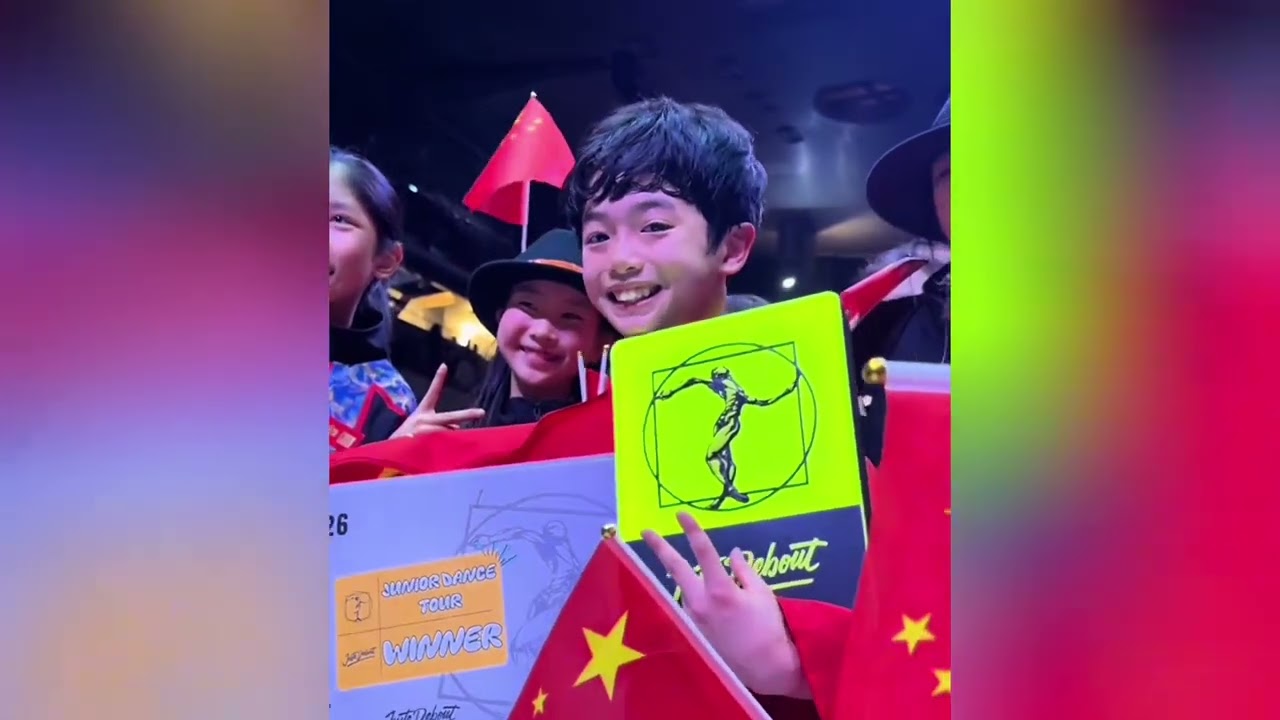 全场沸腾⧸这个街舞少年在巴黎跳到世界记住他的名字⧸一套动作点燃全场⧸李勇秋巴黎赛场高燃封神瞬间 1080p30