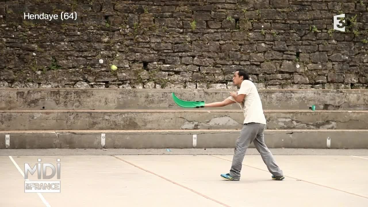 MADE IN FRANCE : La pelote Basque, un savoir-faire ancestral