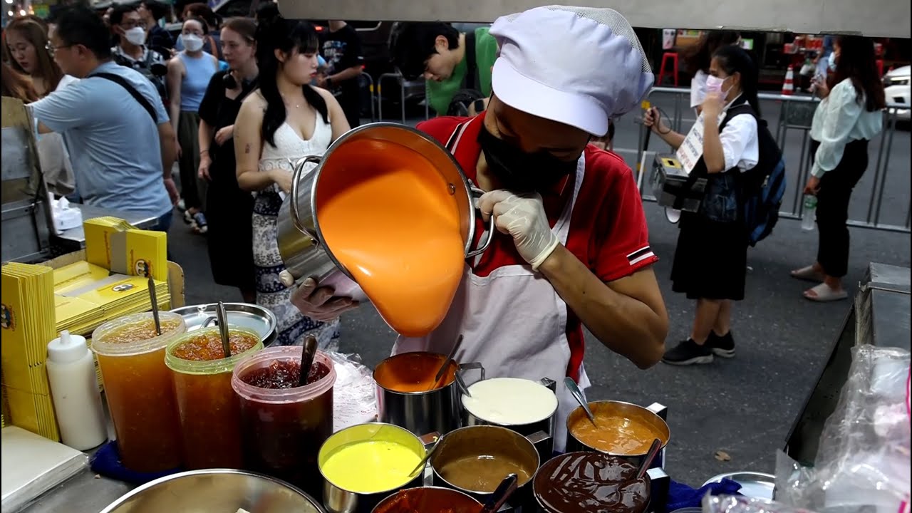 YAOWARAT TOASTED BREAD &ndash; The Most Popular Street Food with Long Queues | Thai Street Food