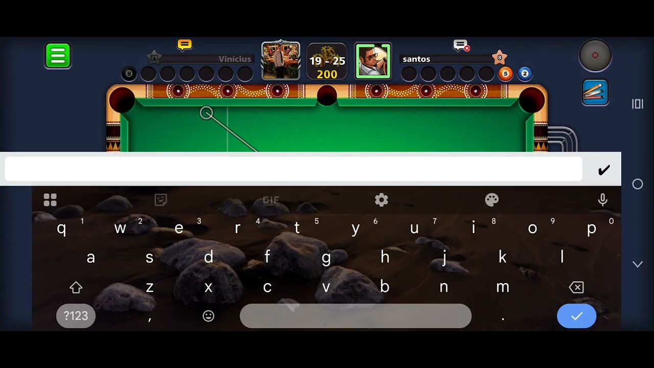 Jogando sinuca com meu amigo