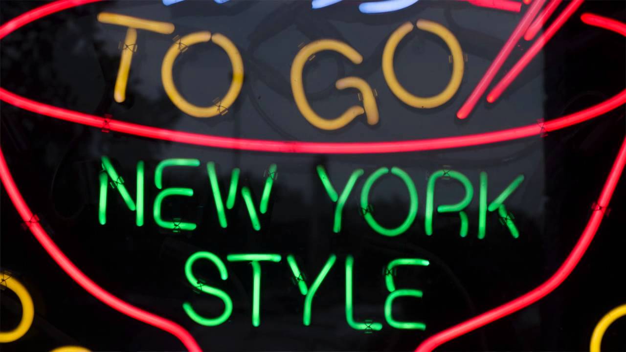 Capturing Neon Sign Colors in Digital Photography : Camera Settings & Photography