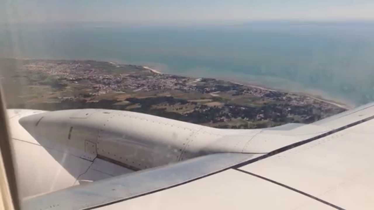 Approach and landing Île de Ré and La Rochelle LRH, France 6th April 2015