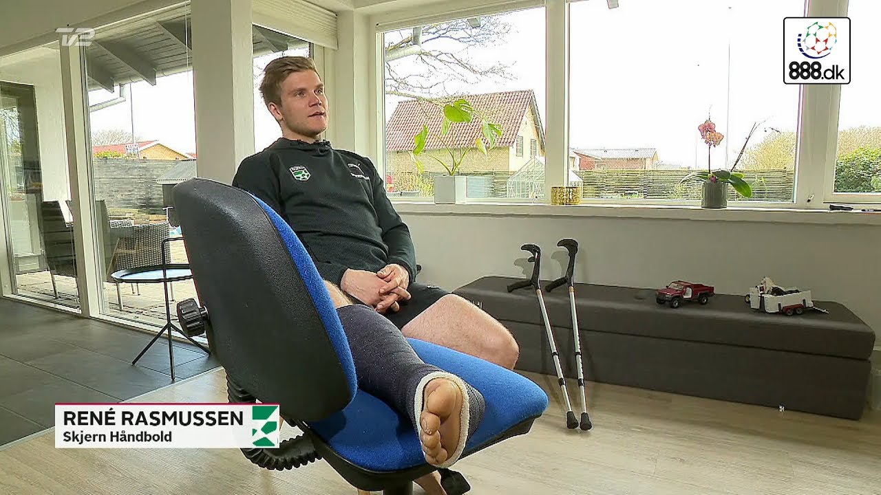 René Toft Brølling Rasmussen fra Skjern Håndbold fik overrevet sin akillessene i kampen mod...