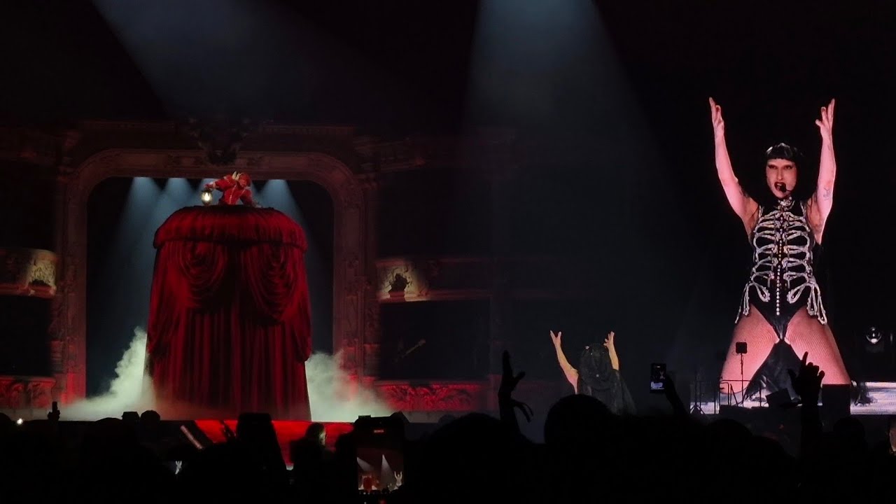 LADY GAGA - Million Reasons live in Glendale, Arizona 2026