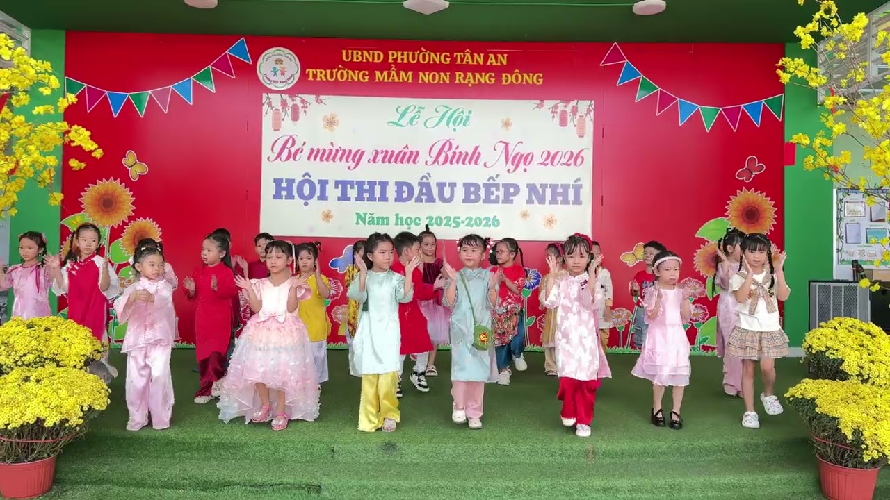Tết ơi là Tết