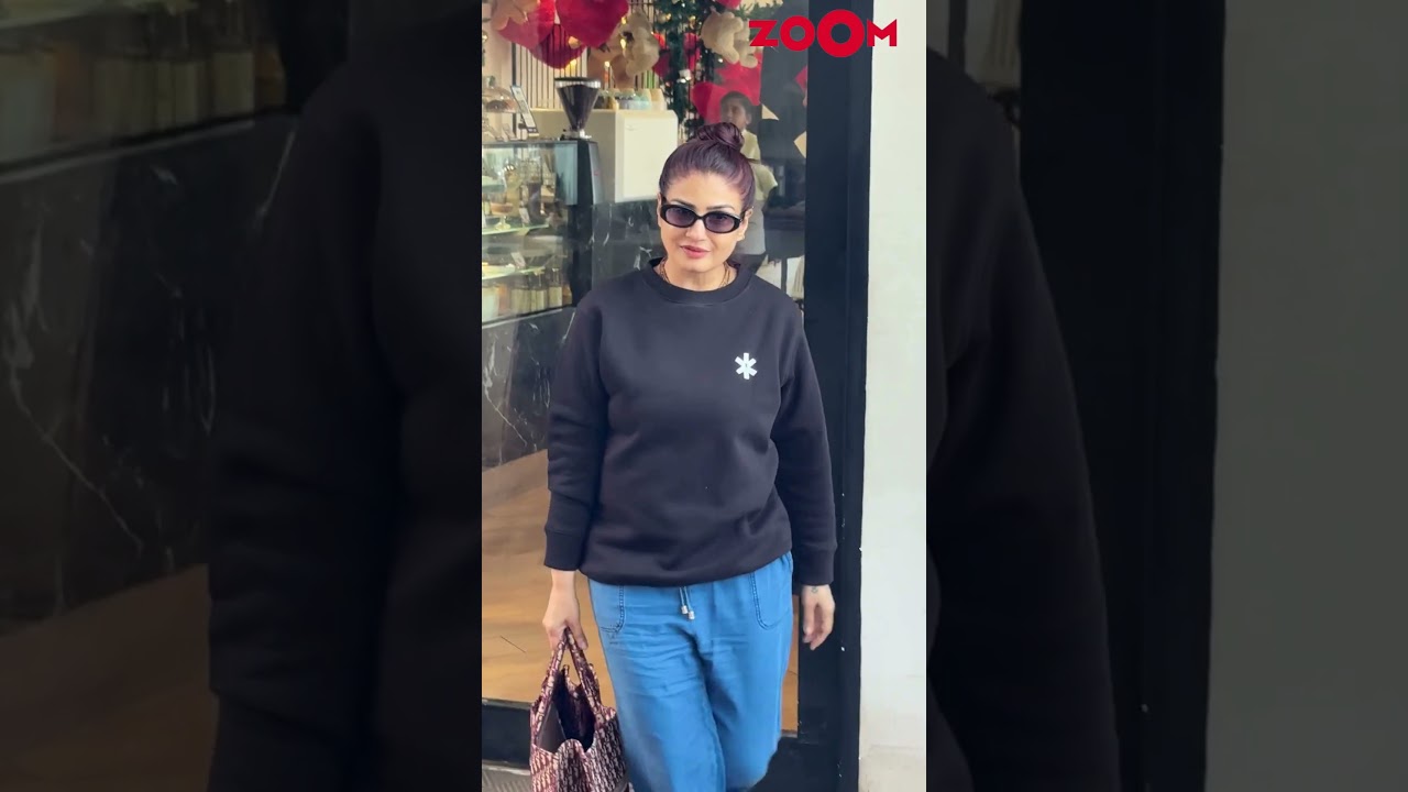 Raveena Tandon Spotted Around Juhu | Mumbai | #spotted #bollywood #entertainment
