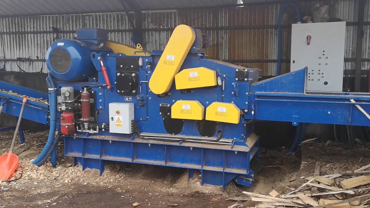 Drum wood chipper Teknamotor Skorpion 650 EB2 90 kW long and short pieces of wood waste