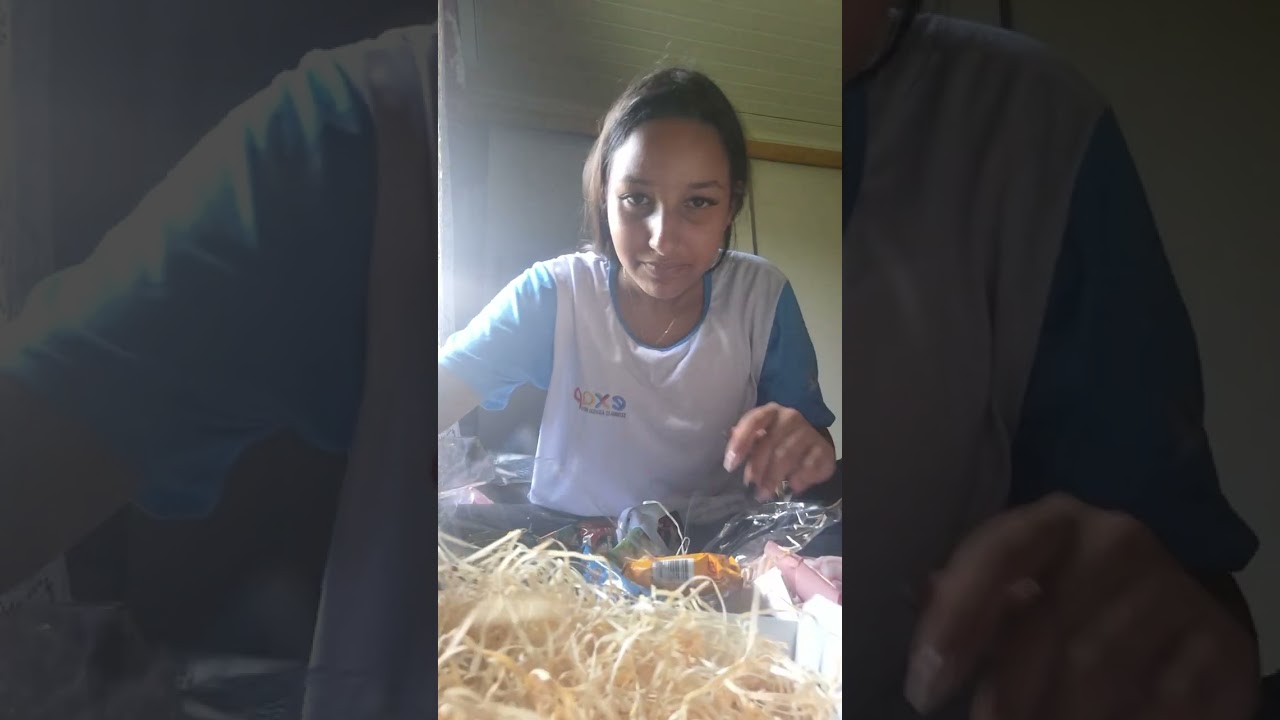 Mostrando as cestas que eu ganhei de aniversário ✌️✌️❤️