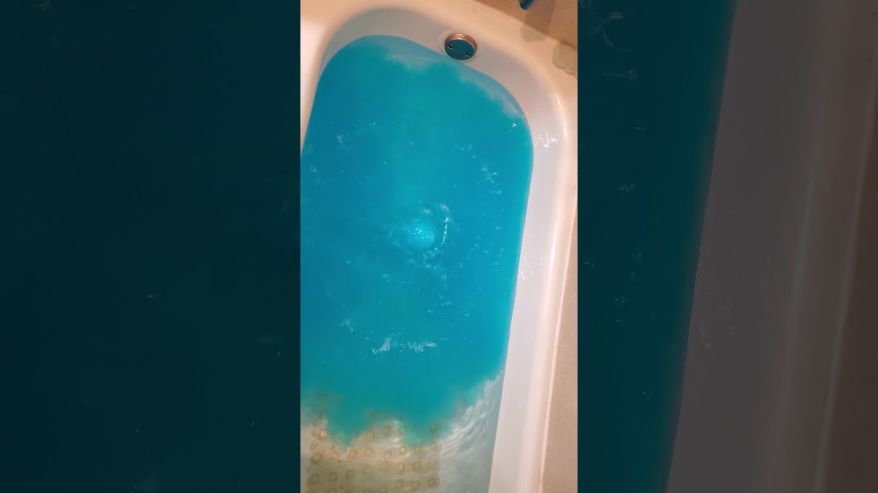 Lush bath bomb for men