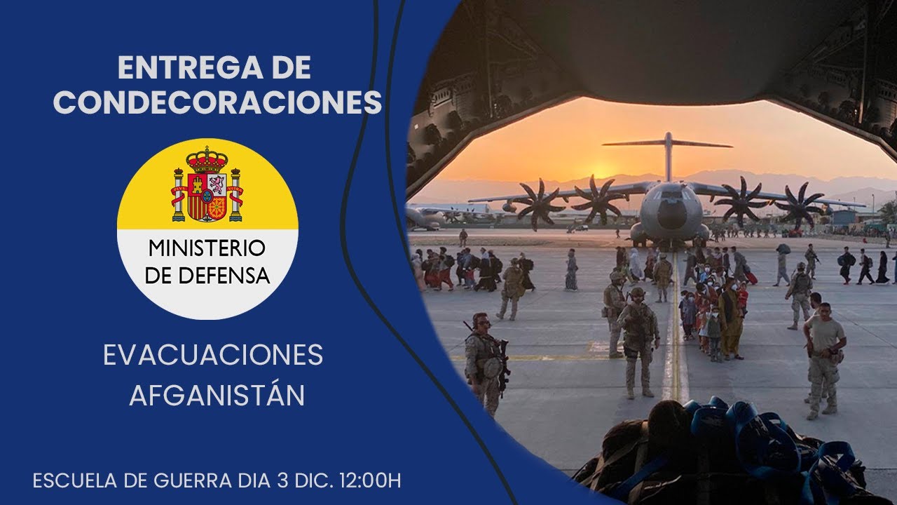 Entrega de condecoraciones con motivo de la operación de evacuación de Afganistán.